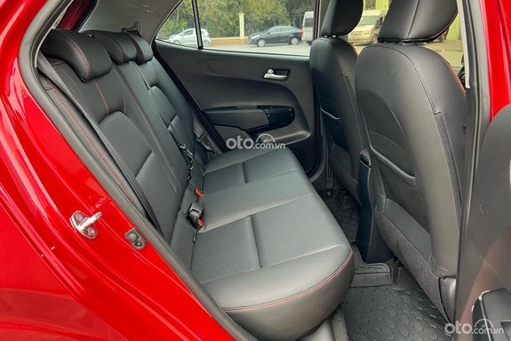 Thiết kế hàng ghế sau xe Honda Brio 2021 1