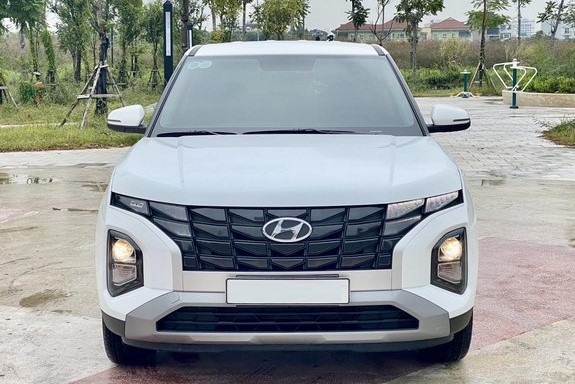 Hyundai Creta l&agrave; mẫu xe d&agrave;nh cho giới trẻ, đặc biệt l&agrave; những kh&aacute;ch h&agrave;ng trẻ tuổi 1