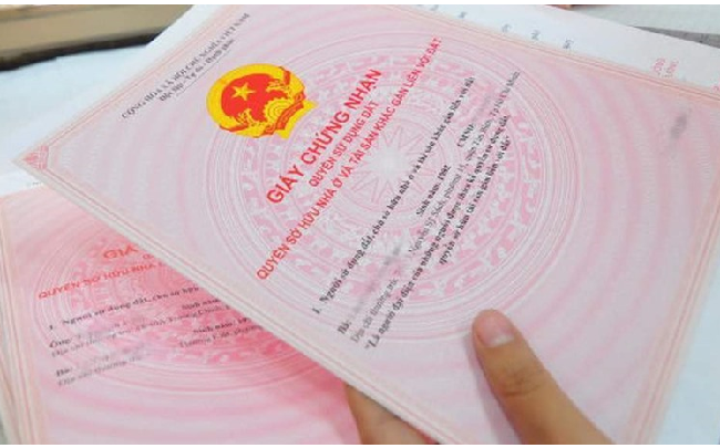 Hình ảnh cận cảnh sổ hồng chung cư
