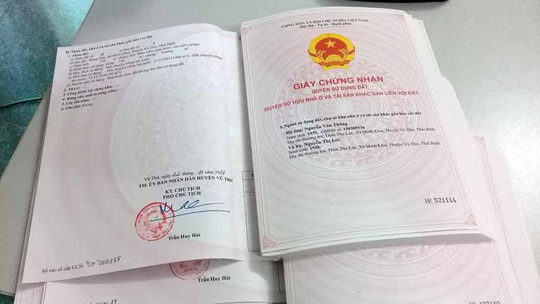 Cận cảnh mặt trong sổ đỏ hay còn gọi là Giấy chứng nhận quyền sử dụng đất