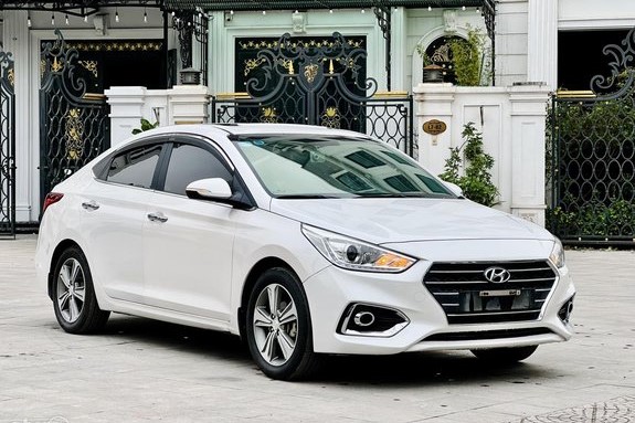 Hyundai Accent đẹp mắt, trang bị đủ dùng nhưng giá cao Hyundai Accent đẹp mắt, trang bị đủ dùng nhưng giá cao 1