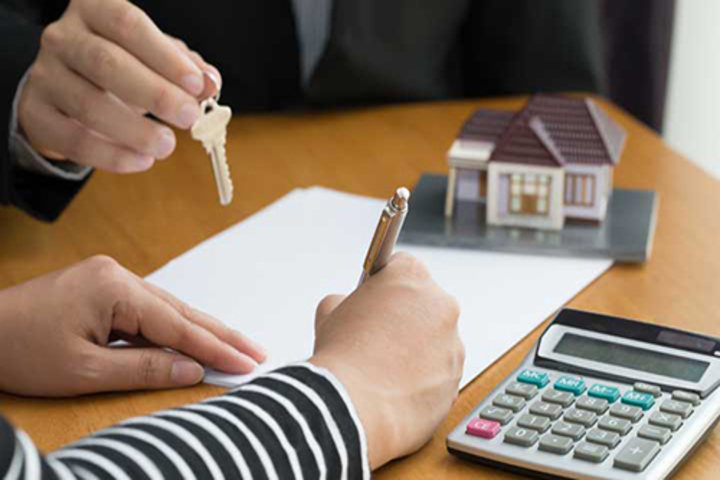 T&aacute;ch sổ đỏ hộ gia đ&igrave;nh kh&ocirc;ng phải đ&oacute;ng lệ ph&iacute; trước bạ