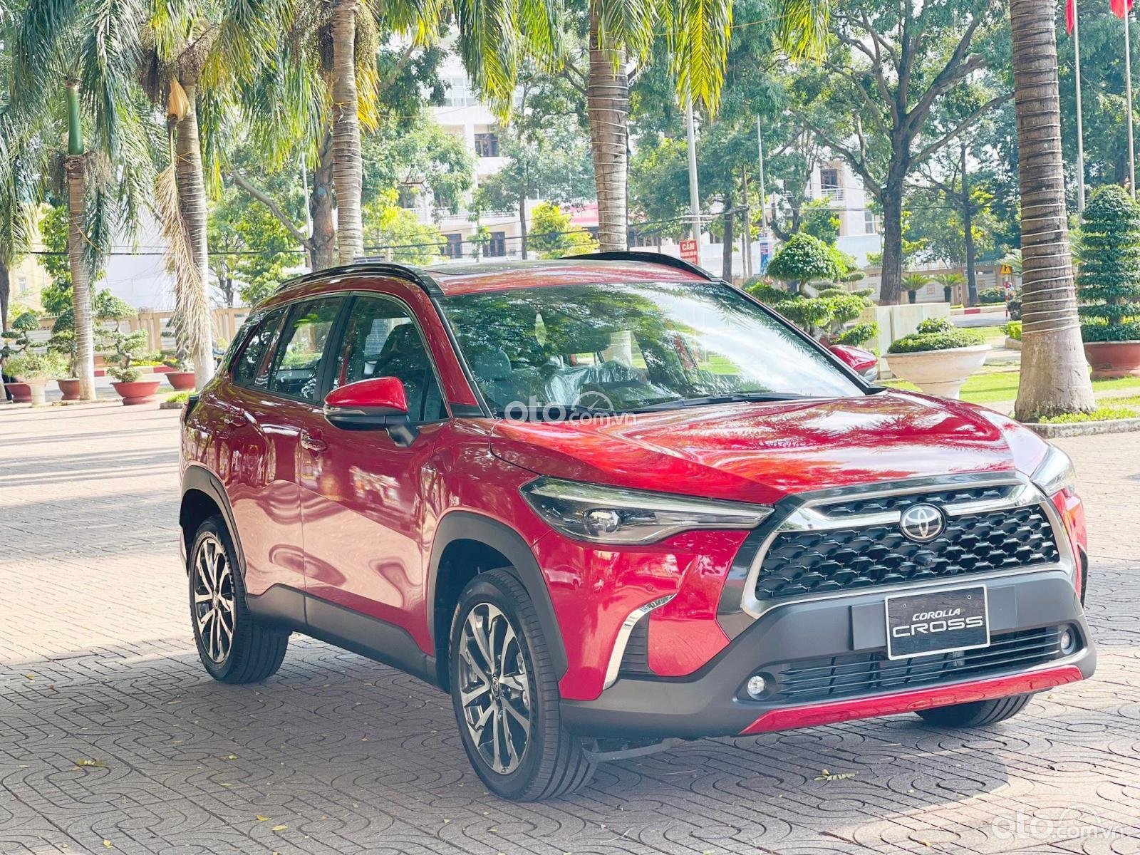 Phân khúc SUV đô thị tháng 3: Seltos tăng trưởng tốt nhưng chưa thể giật spotlight từ Corolla Cross.