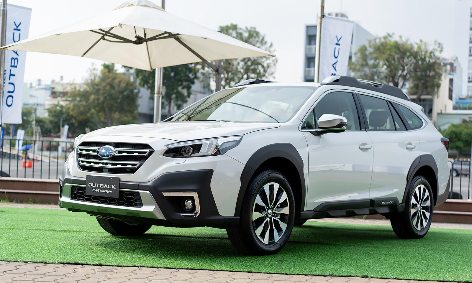 Ngoại thất xe Subaru Outback.