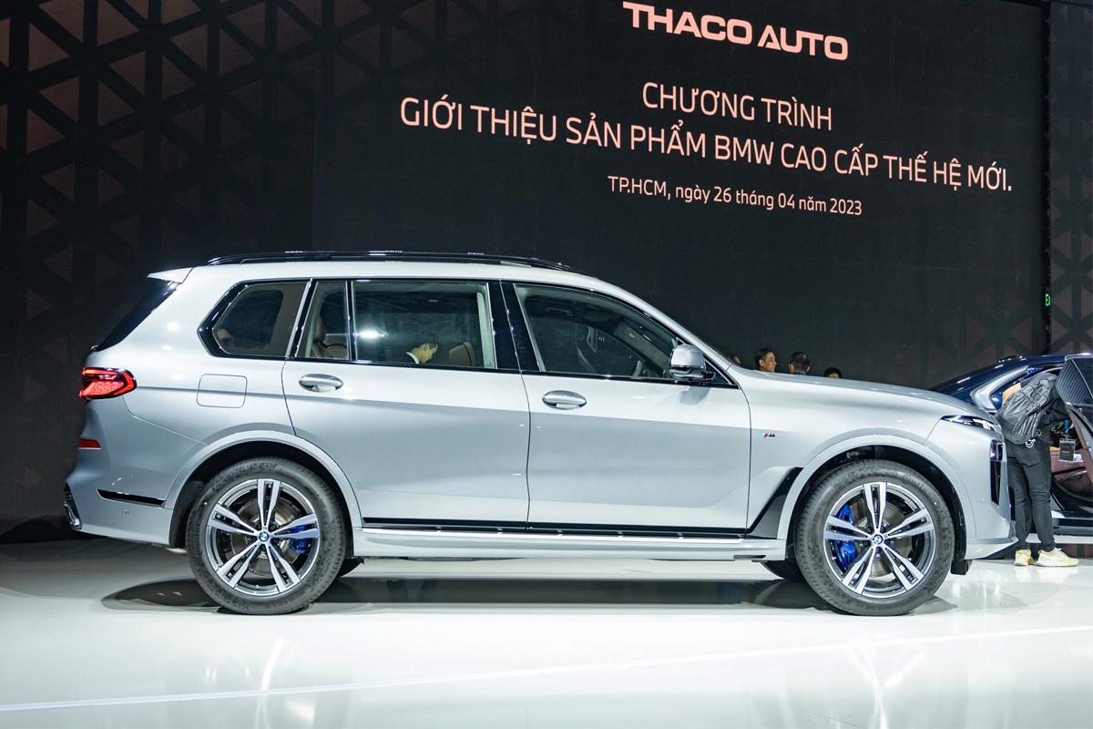 Th&ocirc;ng số k&iacute;ch thước xe BMW X7 2023.