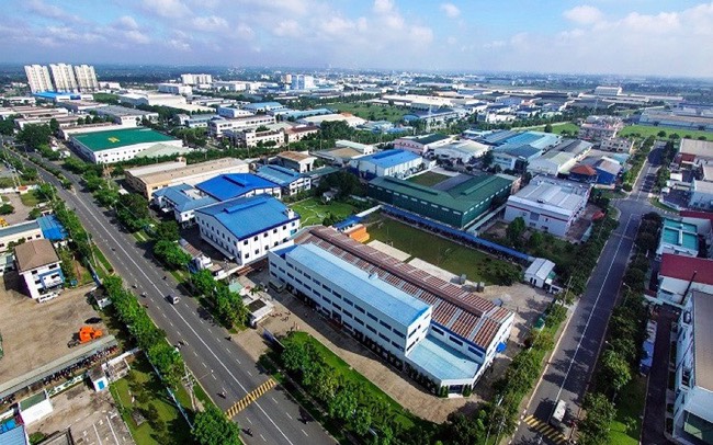 khu c&ocirc;ng nghiệp nh&igrave;n từ tr&ecirc;n cao