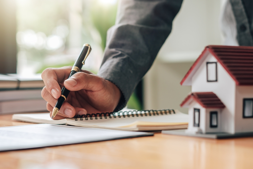 ký giấy ủy quyền sử dụng đất
