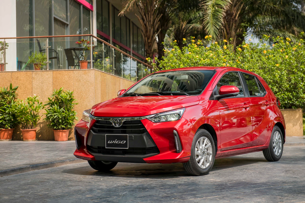 Toyota Wigo lần đầu thống lĩnh phân khúc xe hạng A