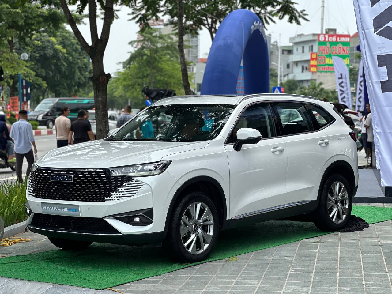 Haval H6 ho&agrave;n to&agrave;n mới tại Việt Nam