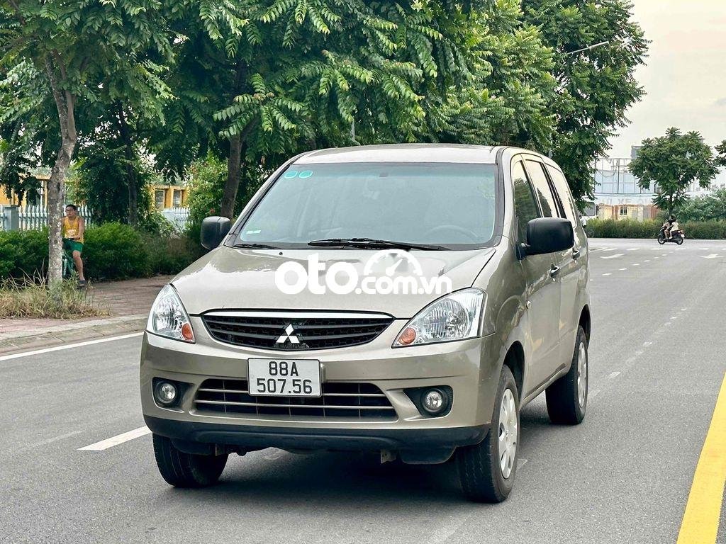 Mitsubishi Zinger.