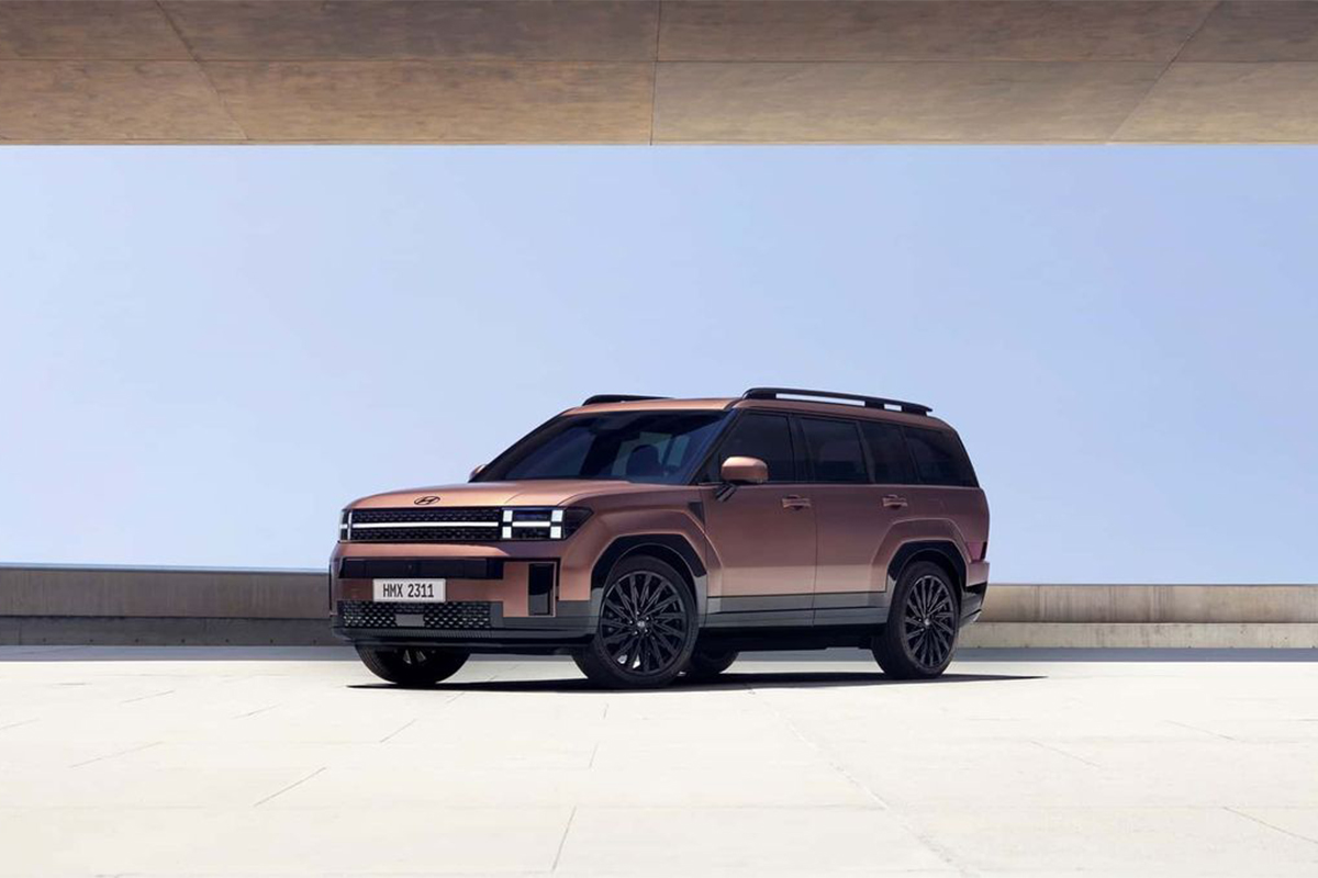 Hyundai Santa Fe 2024 trình làng: Ngoại hình to lớn, bổ sung nhiều tiện nghi hiện đại, 