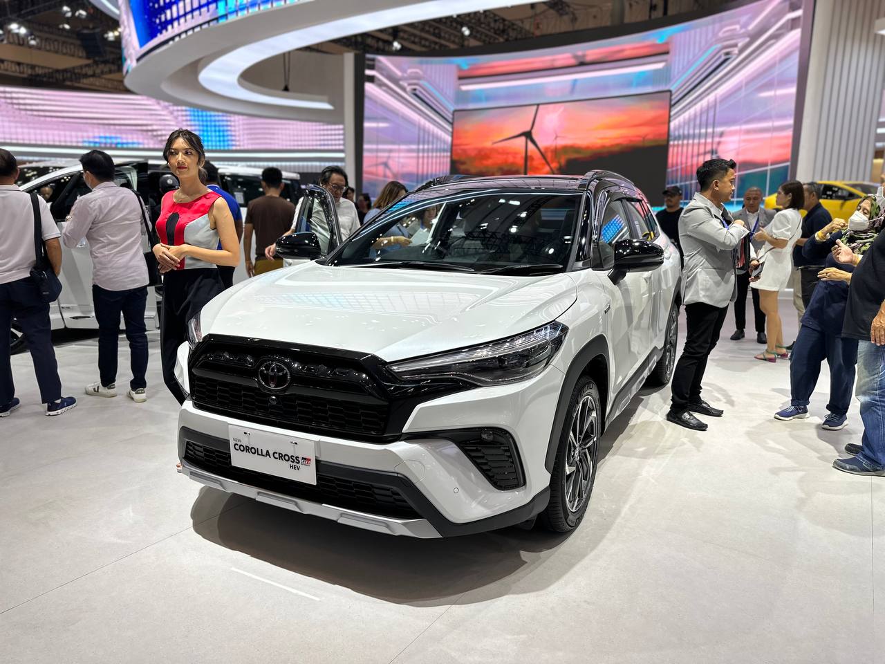Mẫu xe b&aacute;n chạy nhất Bắc Mỹ RAV4 của Toyota được ưu &aacute;i b&aacute;n tại Indonesia1.
