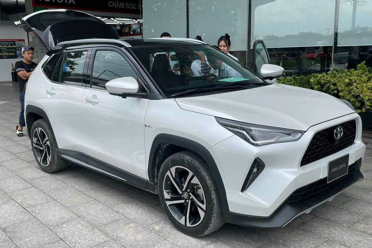 Toyota Yaris cross 2023 đã về đại lý, sẵn sàng gia nhập cuộc đua SUV cỡ B 1