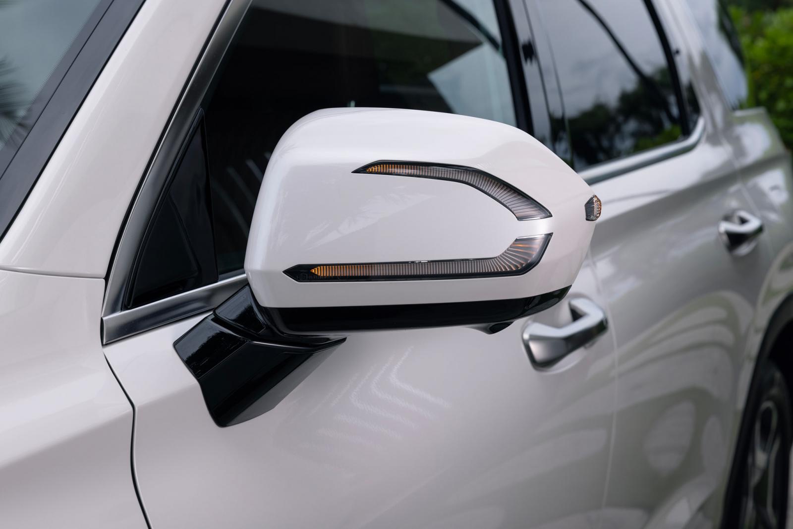 Gương chiếu hậu ngo&agrave;i của xe Hyundai Palisade.