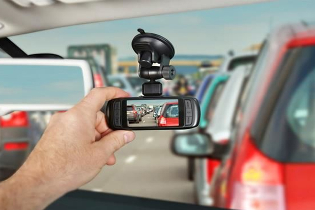 Việc lắp camera hay các thiết bị giám sát hành trình đã được phổ biến rộng rãi 1