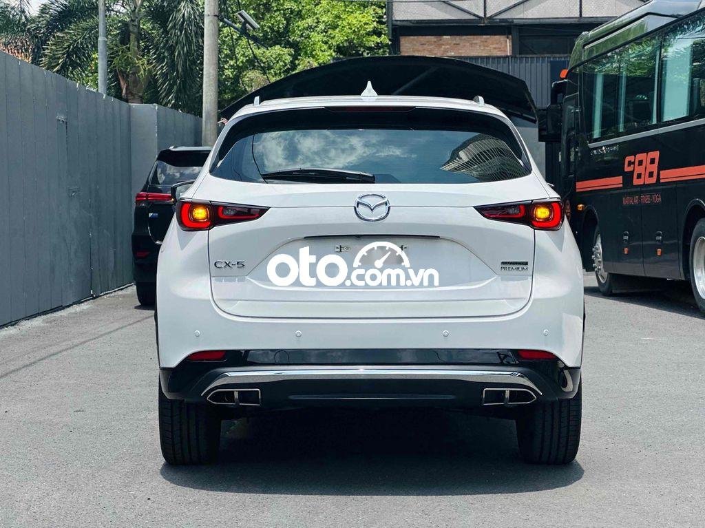 Mazda CX-5 phiên bản Premium Sport .
