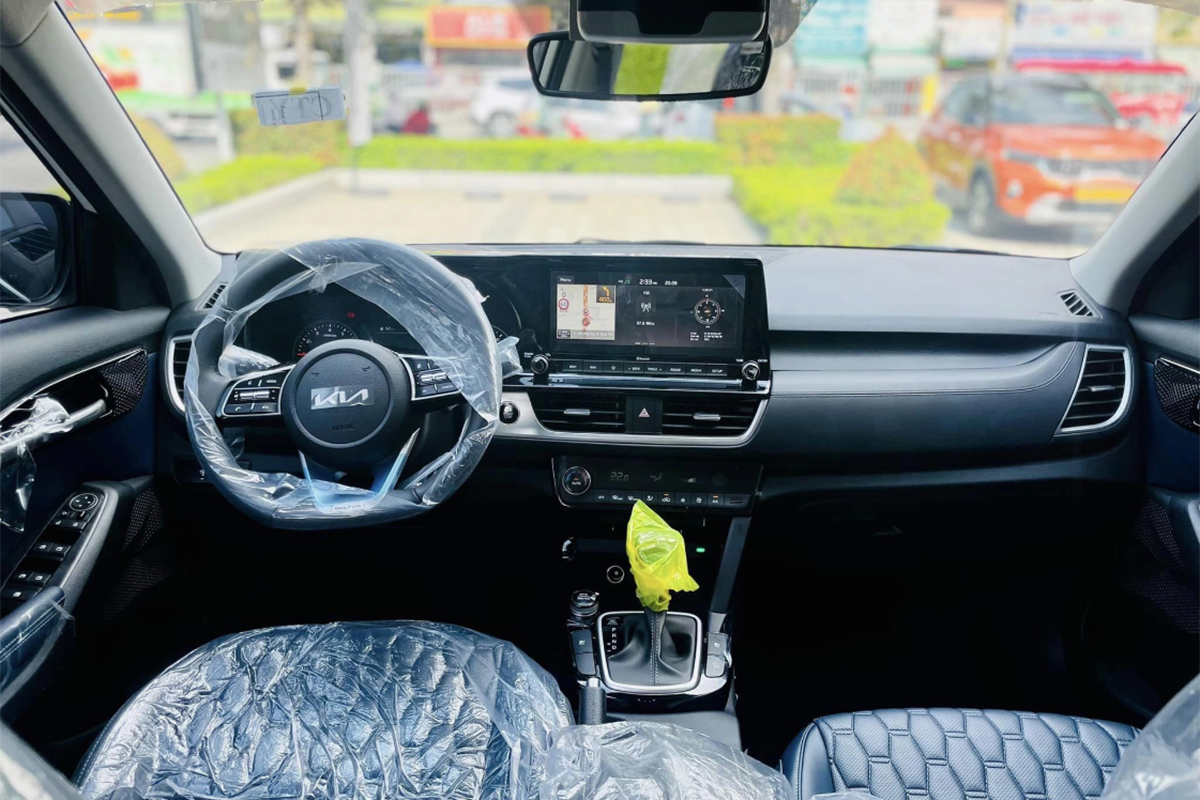 Nội thất xe KIA Seltos X-Line 1