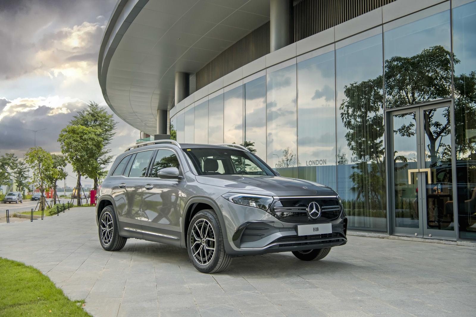 Thông số kỹ thuật xe Mercedes-Benz EQB 250 2023: Thiết kế