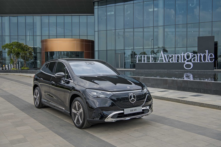 Thông số kỹ thuật xe Mercedes-Benz EQE 500 4Matic 2023: Thiết kế