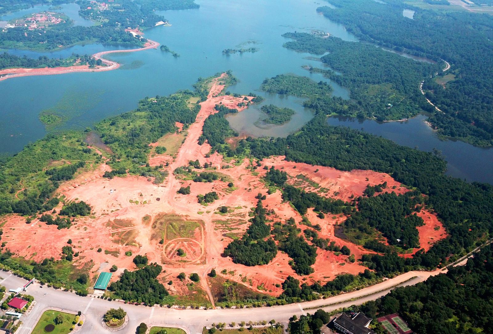 Giải đua xe lớn nhất trong năm khởi động 1