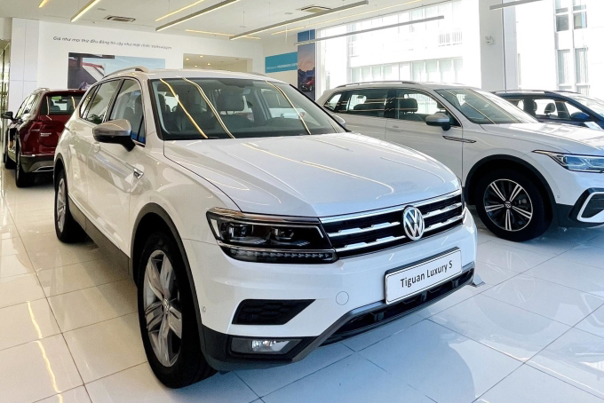 Volkswagen tung ưu đãi sốc cho nhiều mẫu xe, Tiguan giảm cao nhất 500 triệu đồng 1