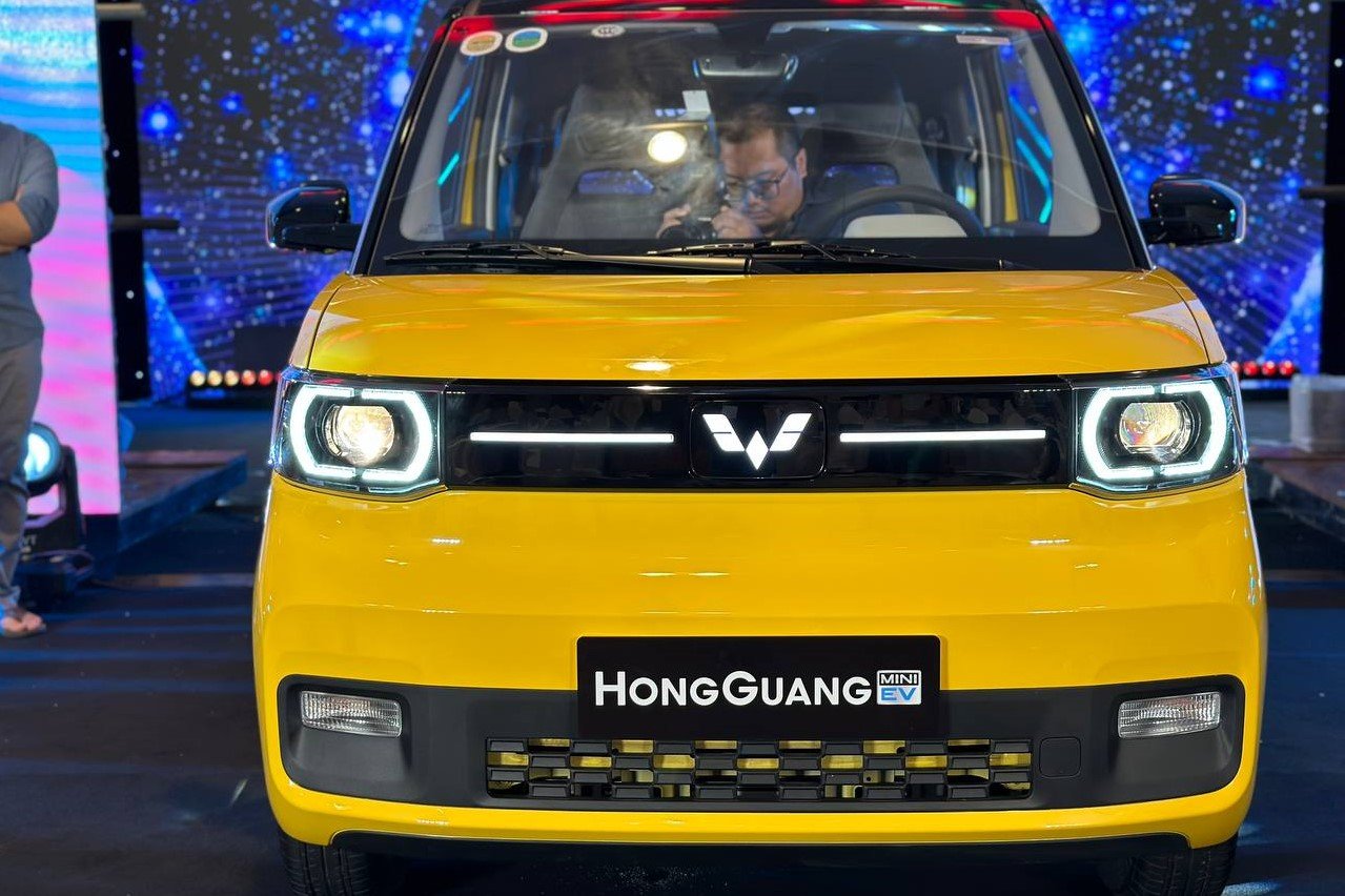 Thiết kế đầu xe HongGuang MiniEV.