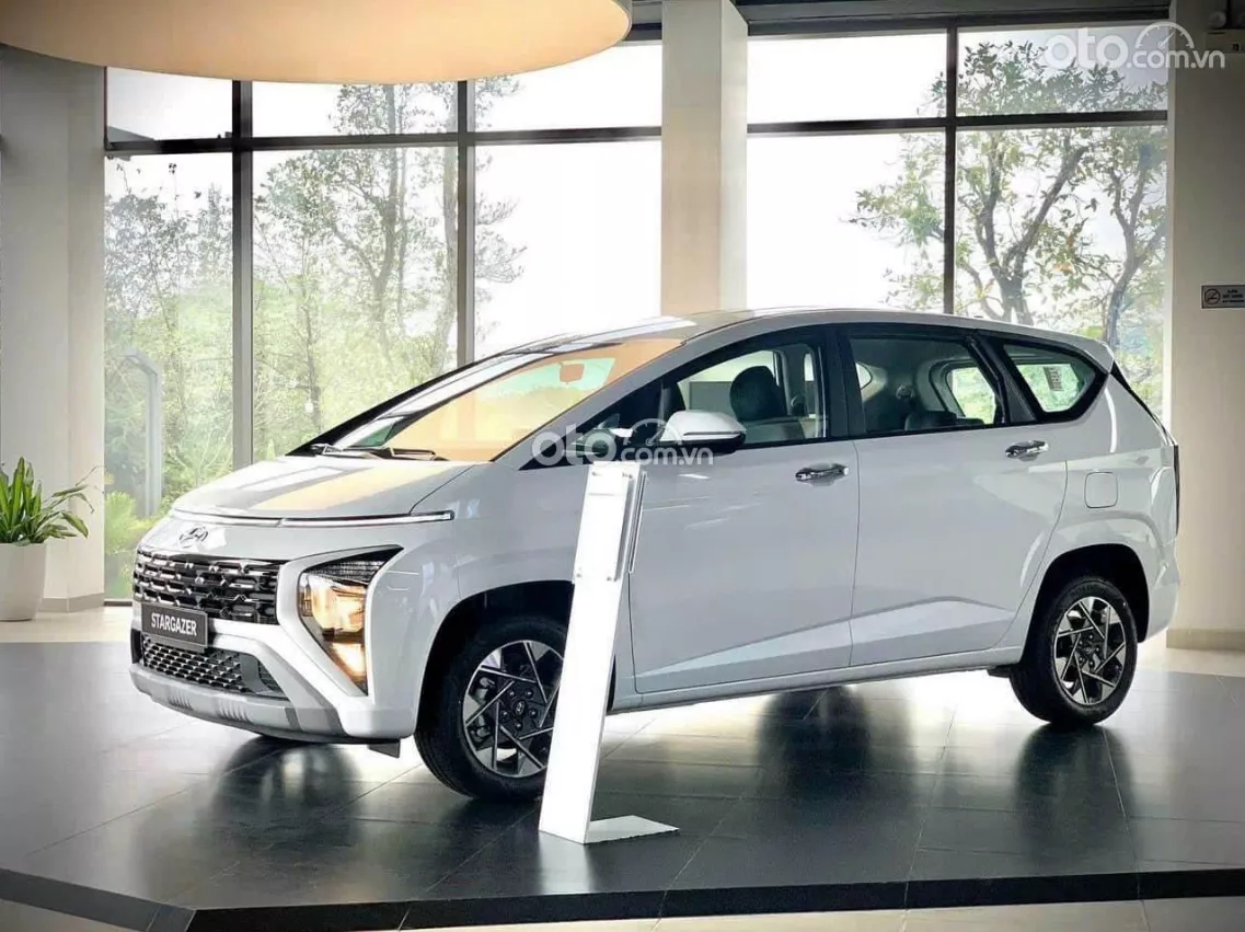 xe&nbsp;Hyundai Stargazer 2022.
