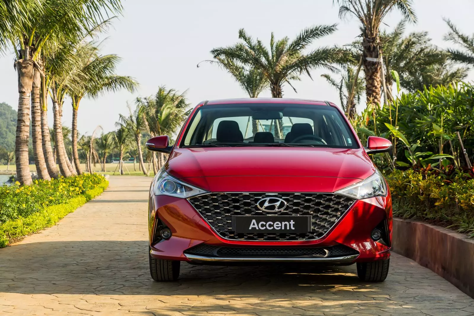Hyundai Accent tiếp tục ngồi 
