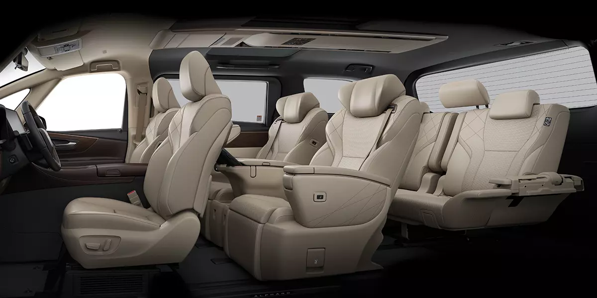 H&agrave;ng ghế xe Toyota Alphard.