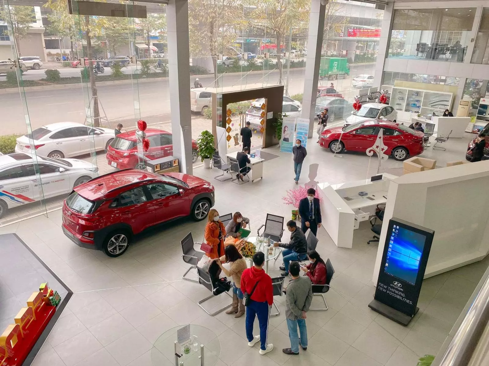 Một đại l&yacute; Hyundai tại khu vực H&agrave; Nội.