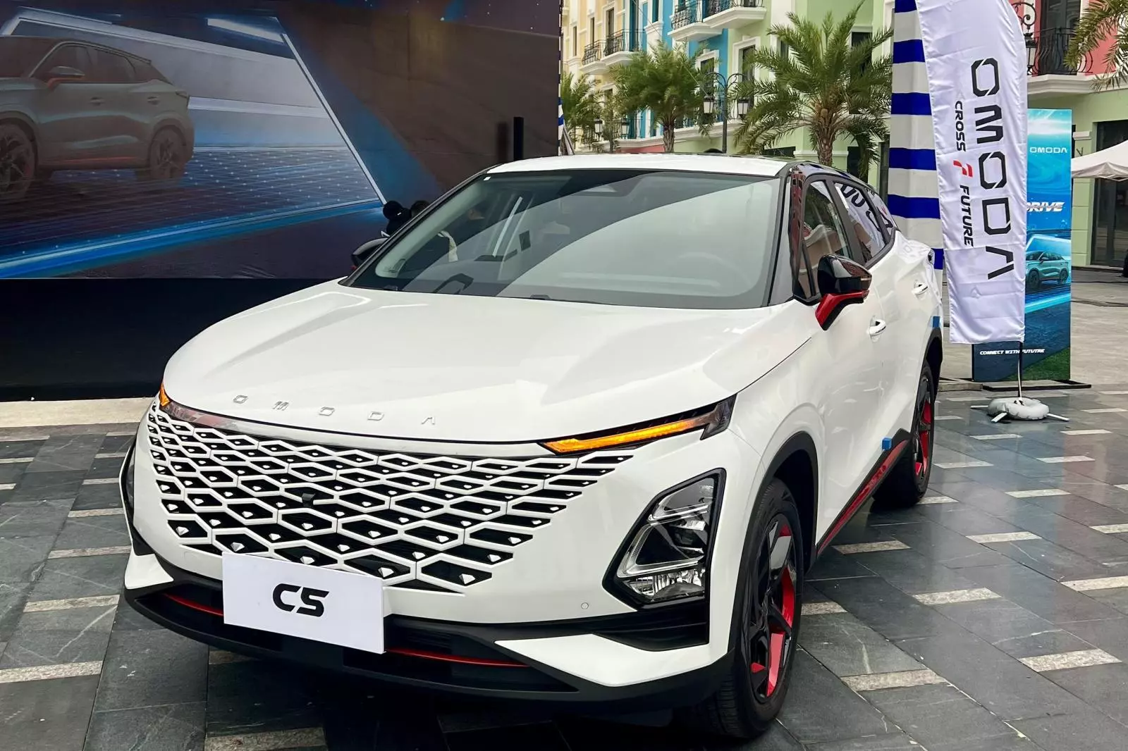 Đuôi xe Omoda C5 1