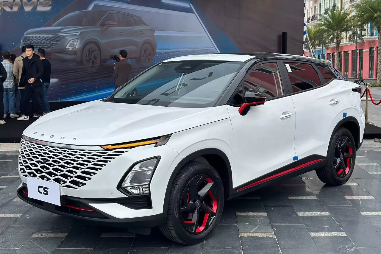 Omoda C5 bản 1.5T Luxury 1