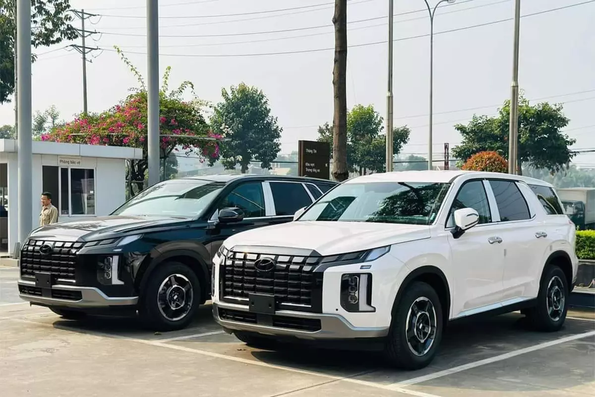 Hết thời kênh giá, đại lý giảm giá sốc cho Hyundai Palisade VIN 2023 xả hàng tồn 1