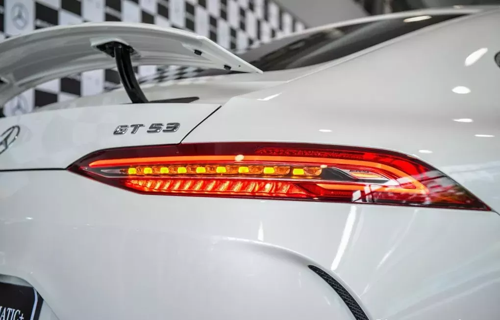  Đèn hậu xe Mercedes-AMG GT 53 4MATIC + Coupé.