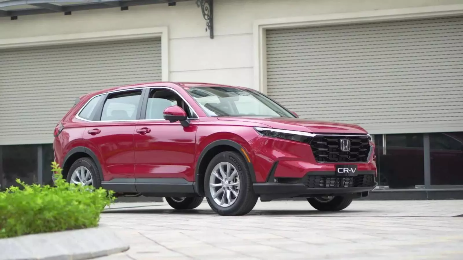SUV hạng C khởi động cuộc đua giảm gi&aacute; th&aacute;ng 4 - Honda CR-V dẫn đầu về độ 