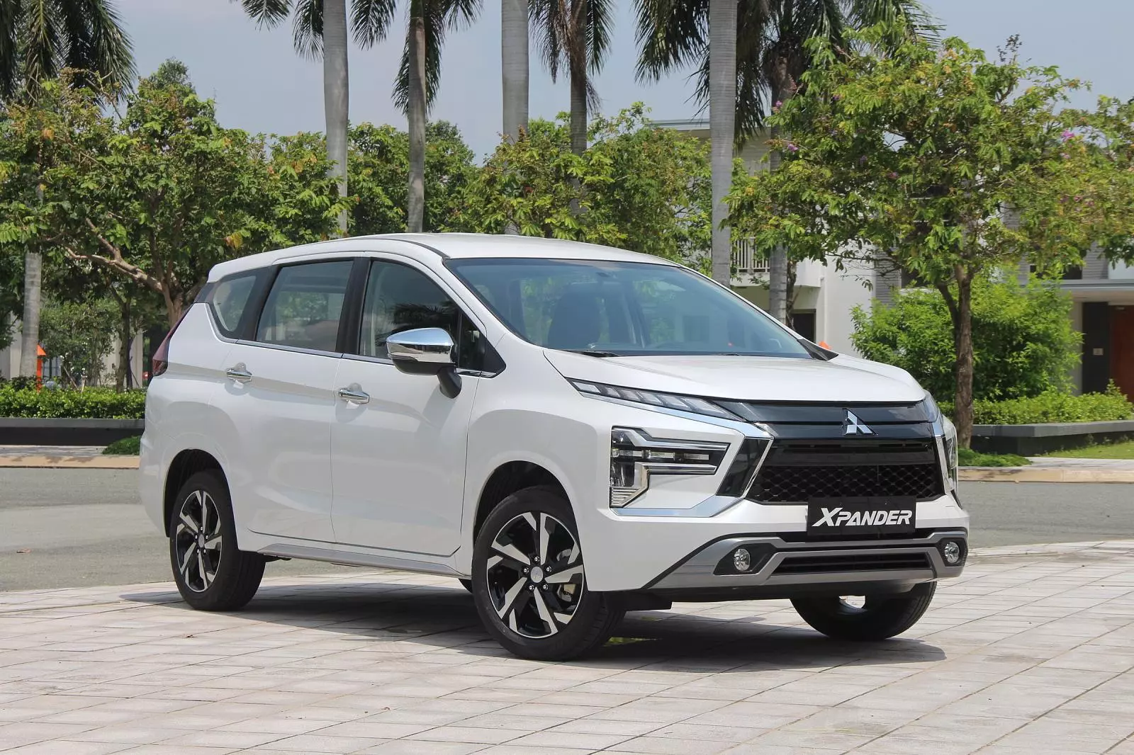 Bán chạy nhất năm 2023, Mitsubishi Xpander vẫn phải tăng ưu đãi xả hàng tồn 1