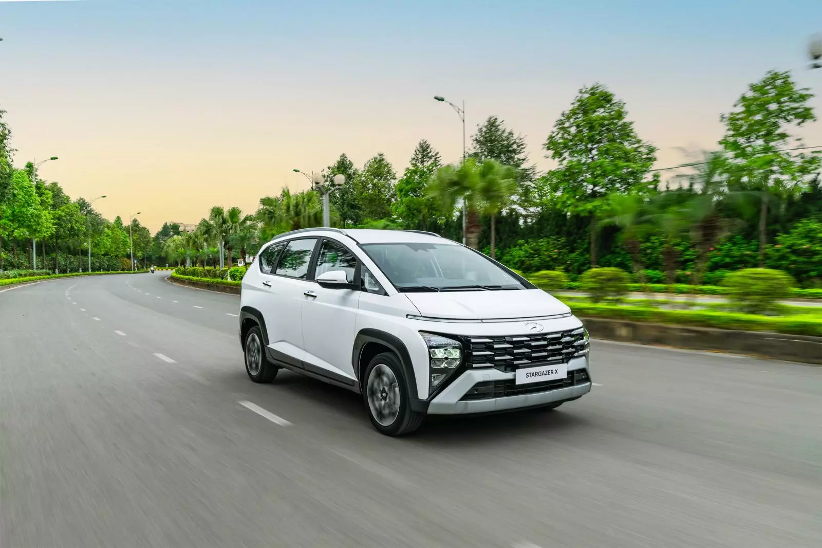 Những điểm thuyết phục Hyundai Stargazer X là món hời trong phân khúc.