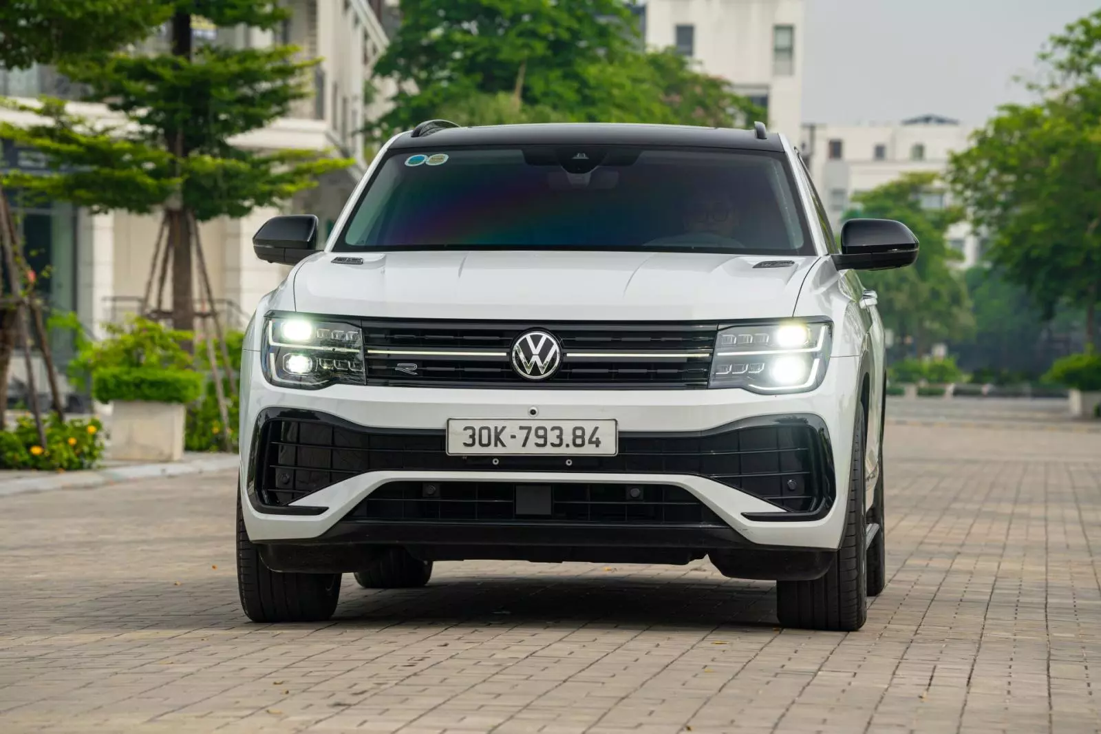 Giá lăn bánh xe Volkswagen Teramont X giảm sâu trong tháng 7, cận mốc 110 triệu đồng.