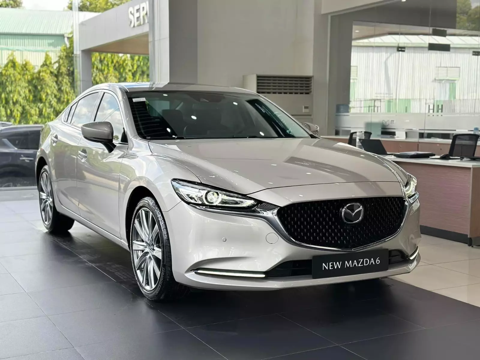 Doanh số bán xe Mazda 6 tăng trưởng ấn tượng.