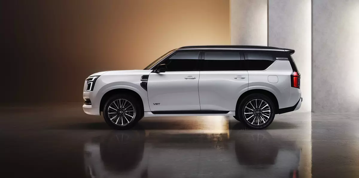 Th&ocirc;ng số k&iacute;ch thước của Nissan Patrol lớn hơn đ&aacute;ng kể so với đối thủ&nbsp;Land Cruiser