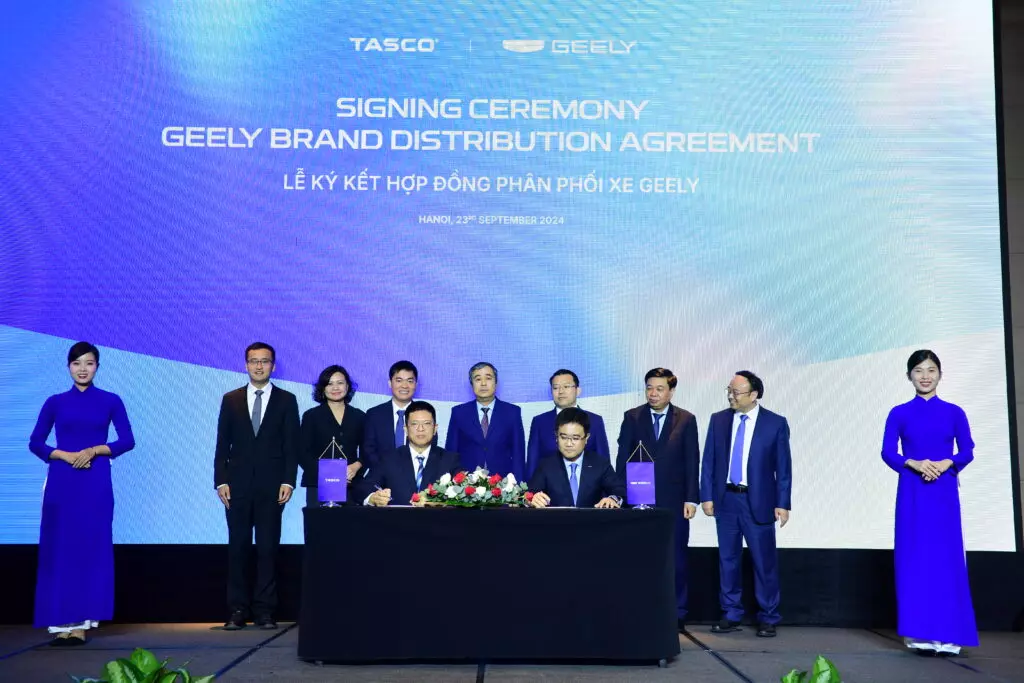 Geely Auto đã hoàn tất thủ tục ký kết hợp tác cùng Công ty cổ phần Tasco.
