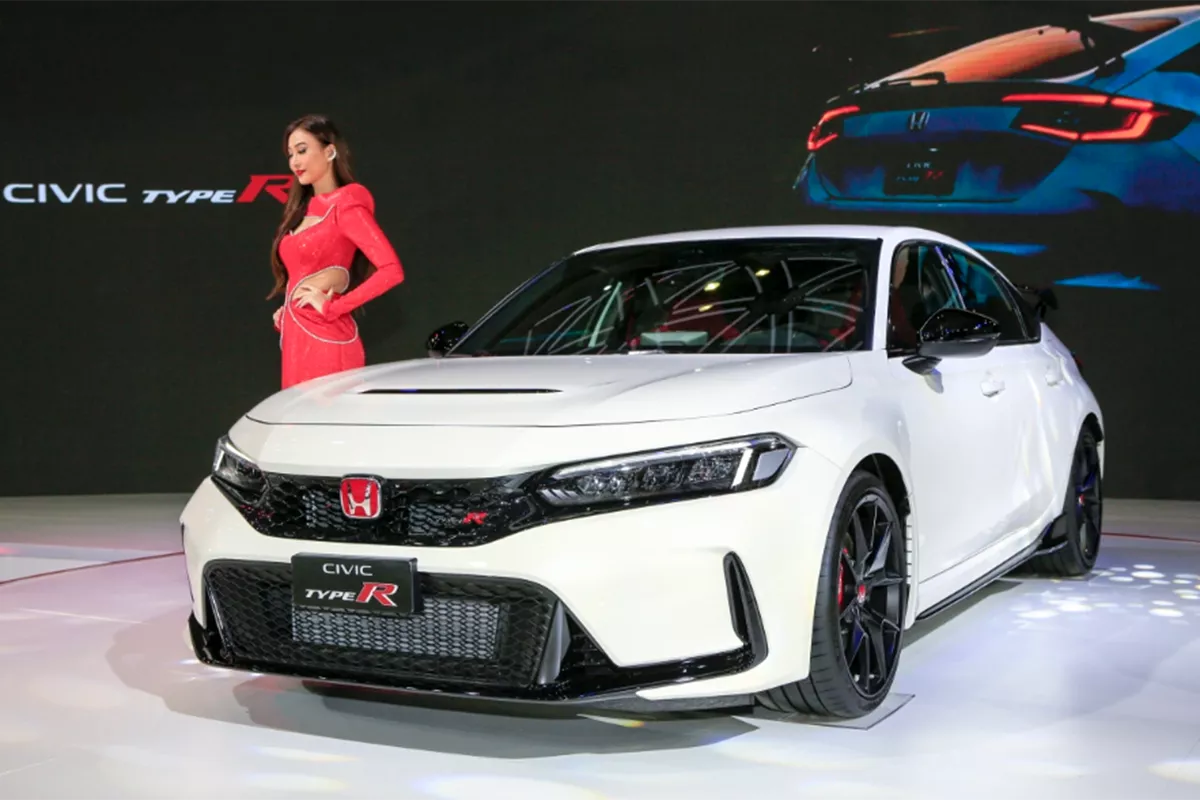 Honda Civic Type R tăng thêm 600 triệu đồng trong quý I/2025 1