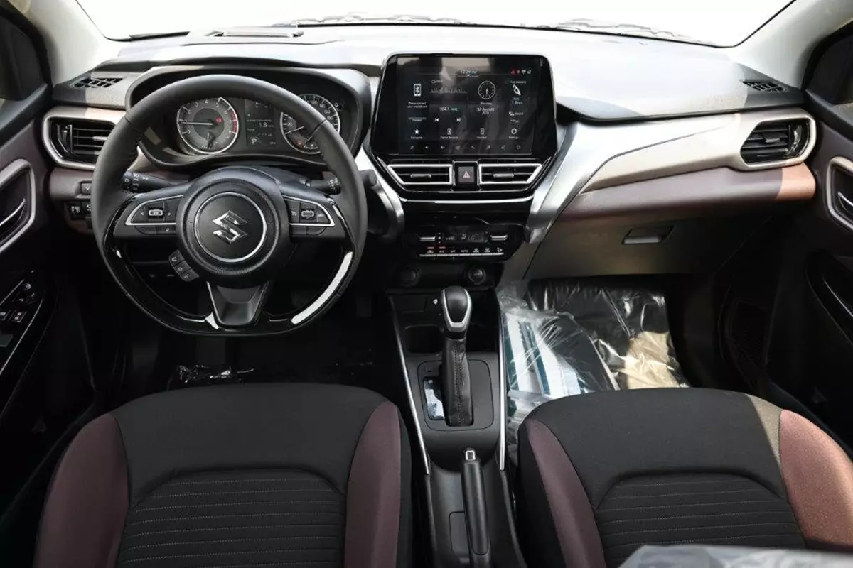 Nội thất xe Suzuki Fronx 1