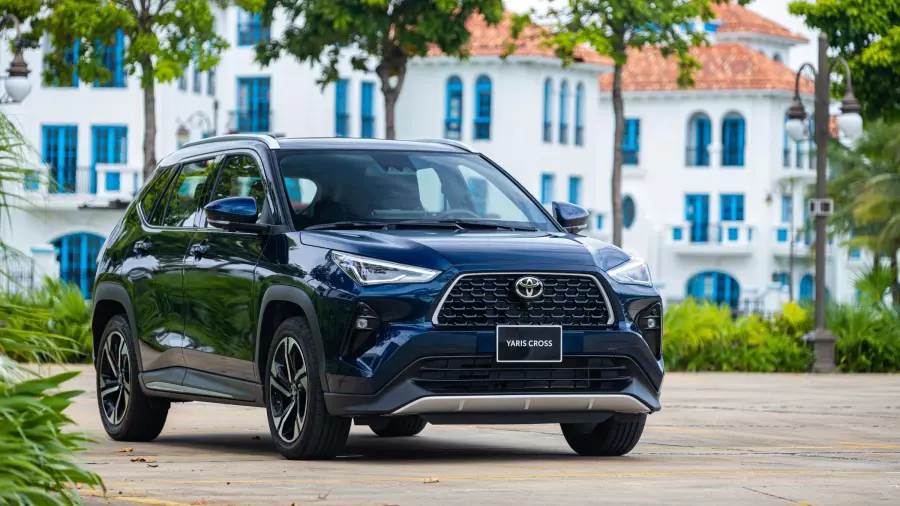 Doanh số SUV cỡ B tháng 3/2025: Toyota Yaris Cross cho VinFast VF 6 "hít khói" 1