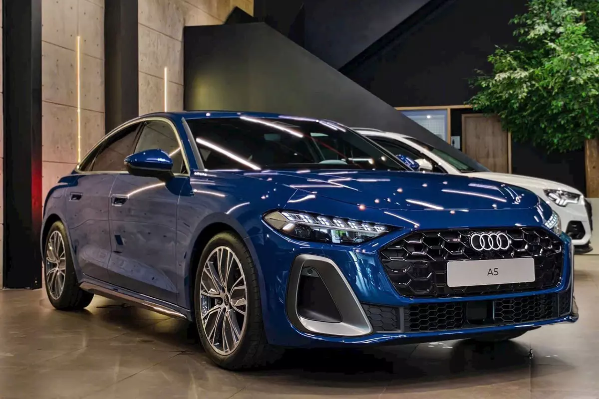 Audi A5 2025 giá 2,199 tỷ đồng 1