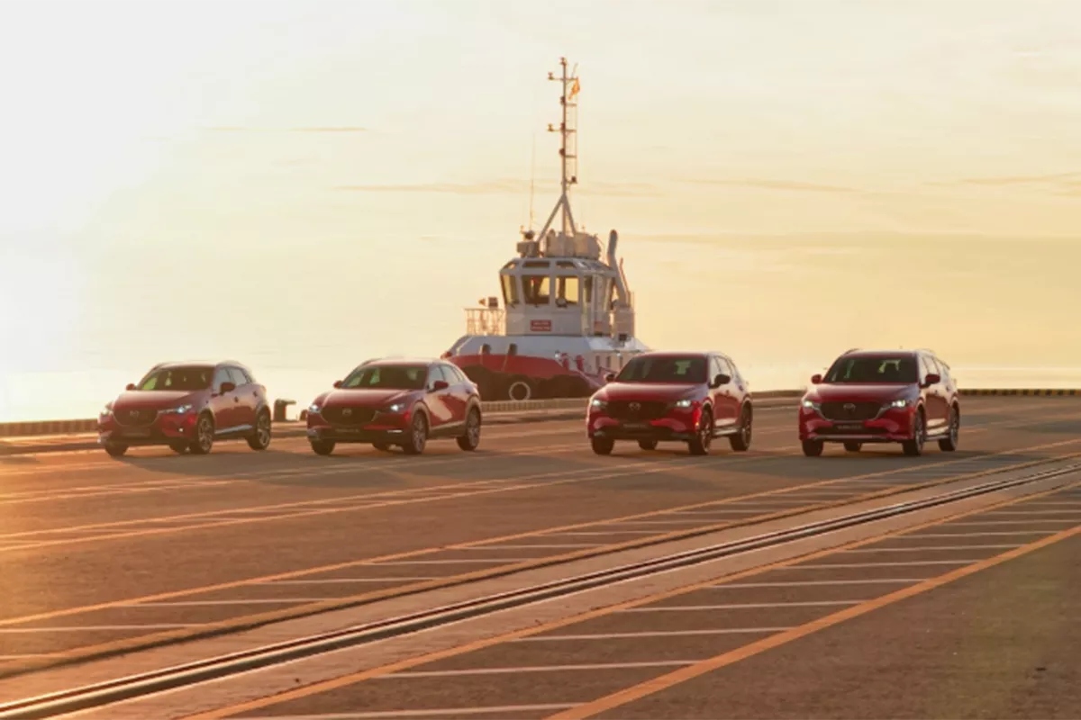 Bộ sản phẩm Mazda SUV 1