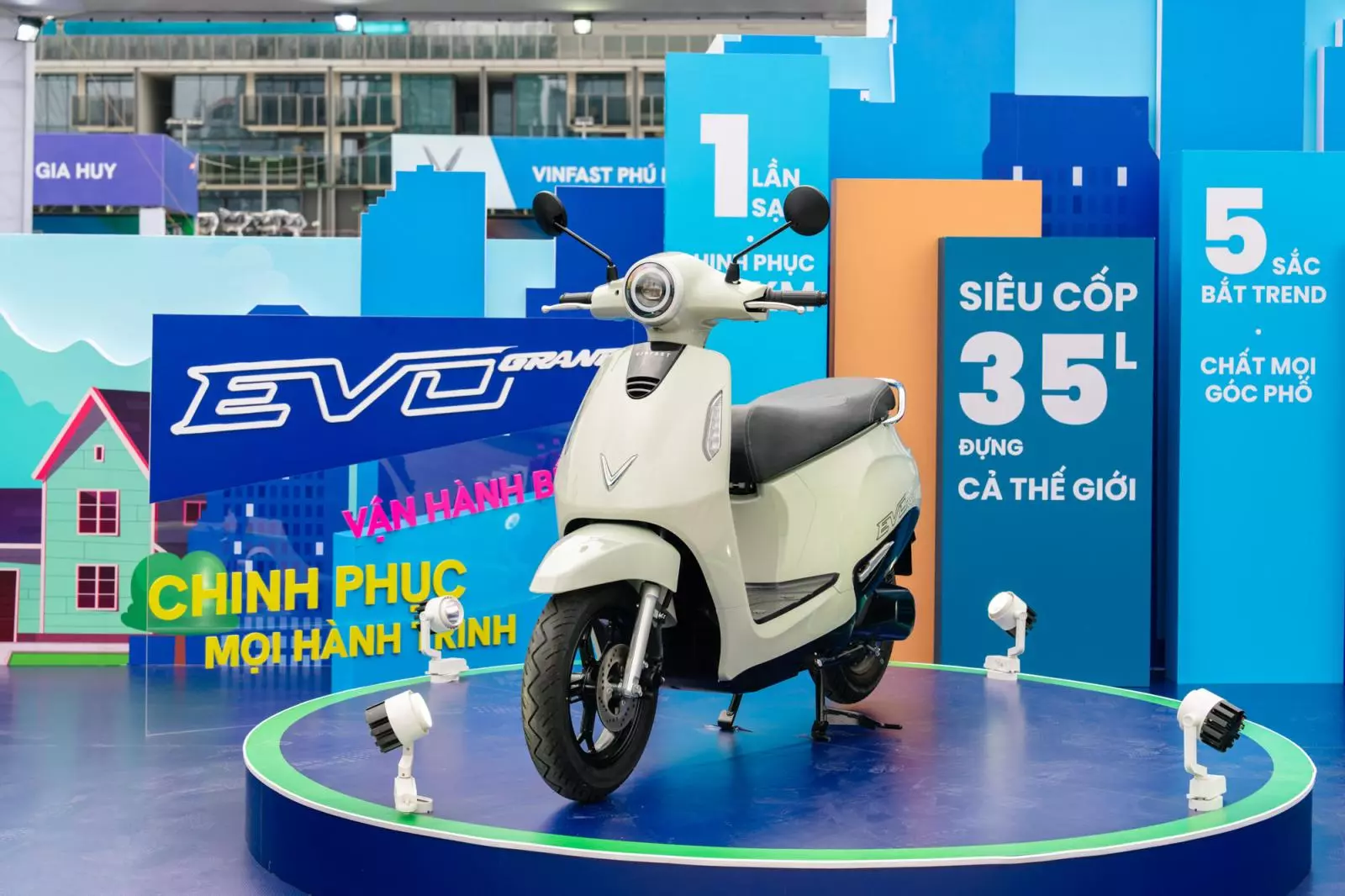 VinFast Evo Grand.