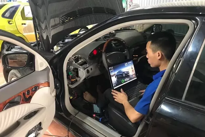 Cần kiểm tra các bộ phận trên ô tô ngay sau sự cố vượt ngập.