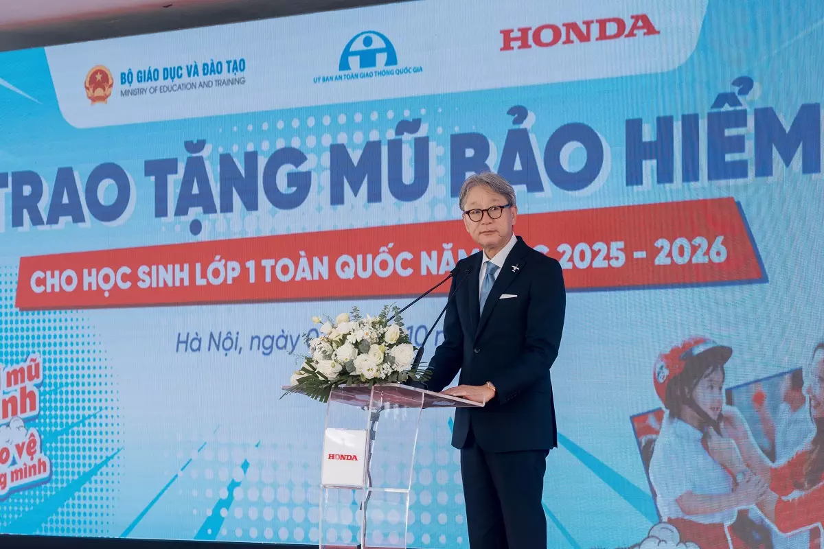 ông Toshihiro Mibe - Giám đốc, Chủ tịch và Giám đốc Điều hành Công ty Honda Motor Nhật Bản ông Toshihiro Mibe - Giám đốc, Chủ tịch và Giám đốc Điều hành Công ty Honda Motor Nhật Bản.