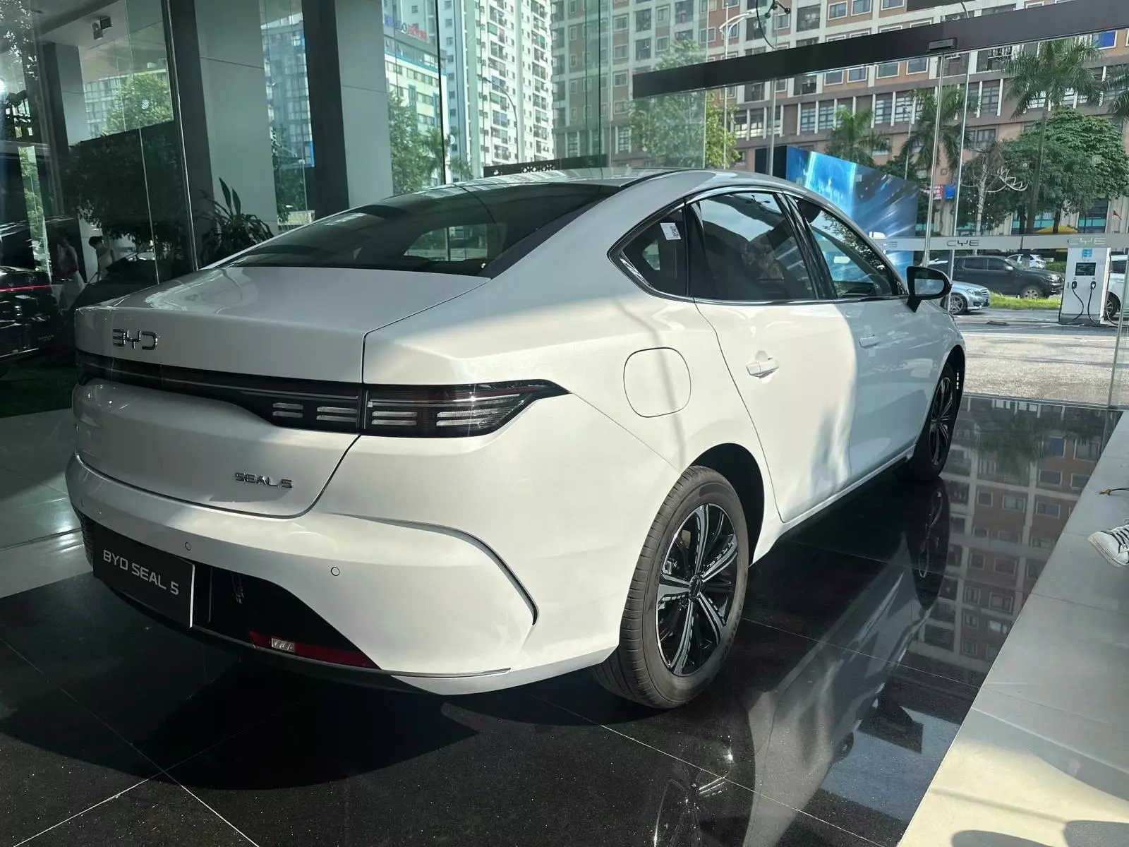 kích thước BYD Seal 5.